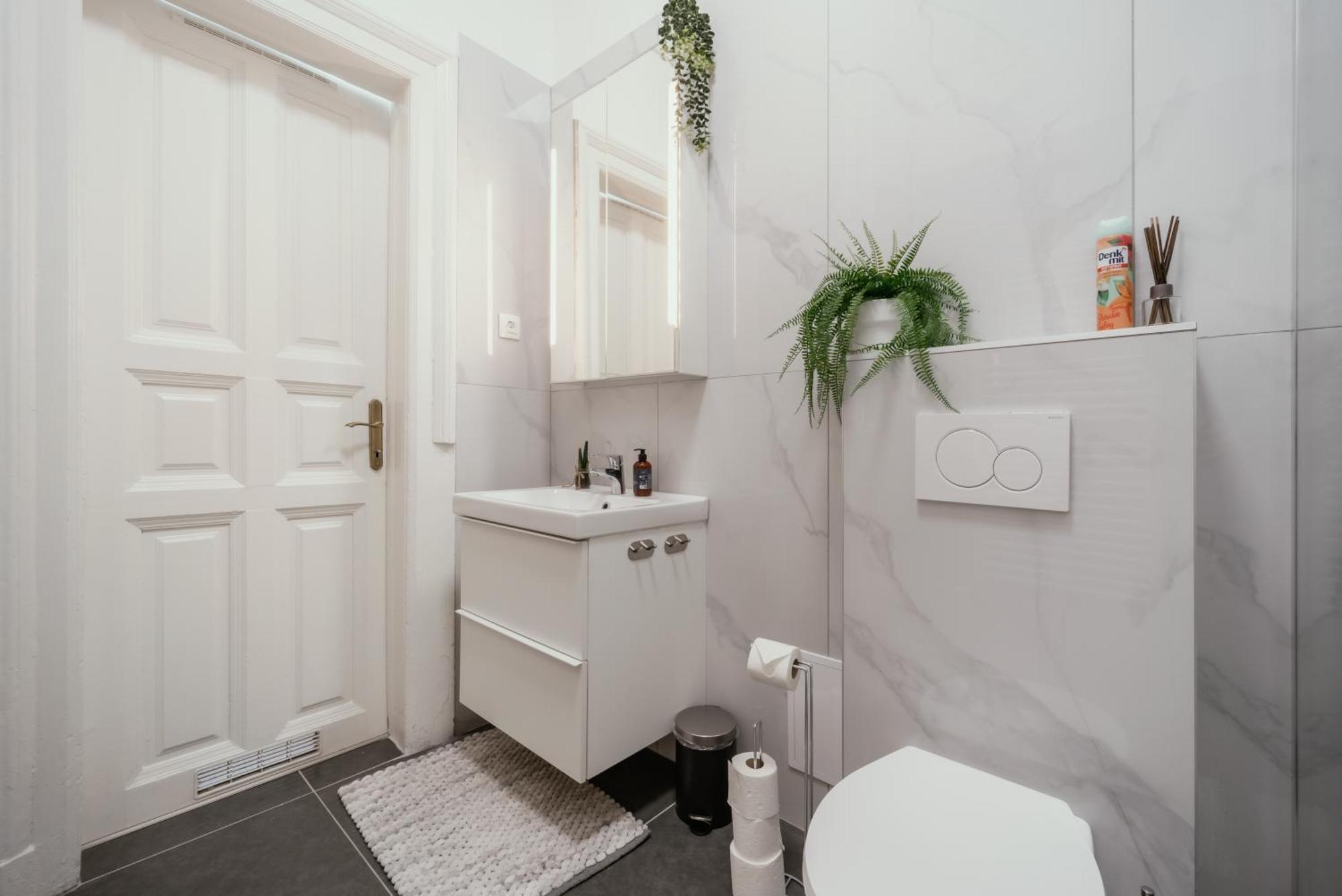 Modelia Apartment At Gellert Square Budapest Exterior foto